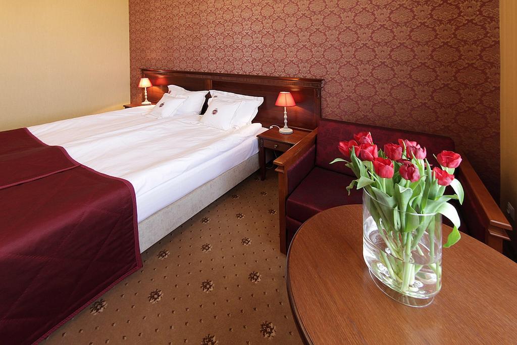 Hotel ยาโรสวาฟ ห้อง รูปภาพ